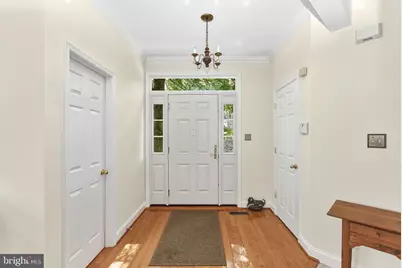 401 Leeds Ridge Court, Purcellville, VA 20132 - Photo 4