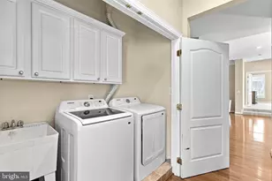 18357 Eagle Point Square, Leesburg, VA 20176 - Photo 38