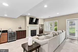 18357 Eagle Point Square, Leesburg, VA 20176 - Photo 40
