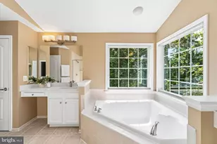 42673 Silverthorne Ct, Broadlands, VA 20148 - Photo 30