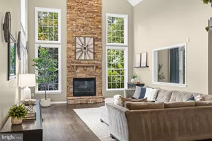 42673 Silverthorne Ct, Broadlands, VA 20148 - Photo 10