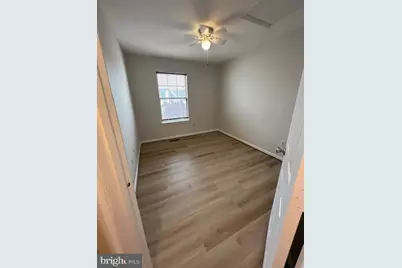 21942 Thompson Square, Sterling, VA 20166 - Photo 20