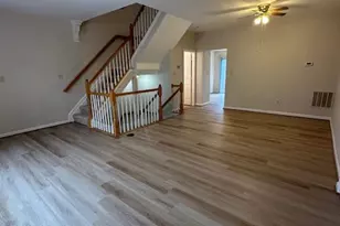 21942 Thompson Square, Sterling, VA 20166 - Photo 12