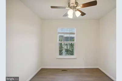 211 Golden Larch Terrace NE, Leesburg, VA 20176 - Photo 12