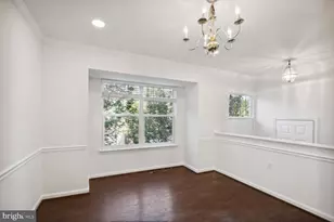 211 Golden Larch Terrace NE, Leesburg, VA 20176 - Photo 8