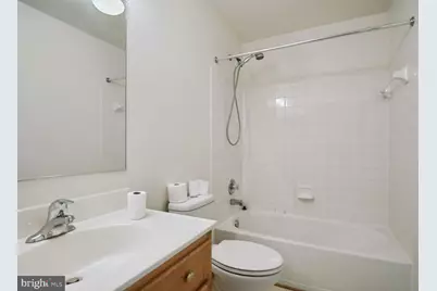 211 Golden Larch Terrace NE, Leesburg, VA 20176 - Photo 16