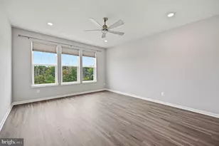 19328 Brookwater Terrace, Leesburg, VA 20175 - Photo 10