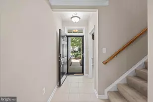 20611 Golden Ridge Dr, Ashburn, VA 20147 - Photo 4