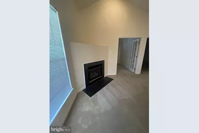 25240 Lake Shore Square #301, Chantilly, VA 20152 - Photo 12