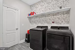 23631 Glenmallie Ct, Aldie, VA 20105 - Photo 18