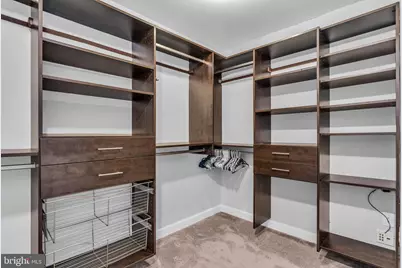 25241 Beach Place, Chantilly, VA 20152 - Photo 32