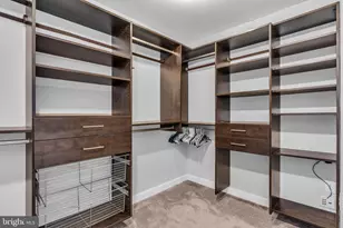 25241 Beach Pl, Chantilly, VA 20152 - Photo 32