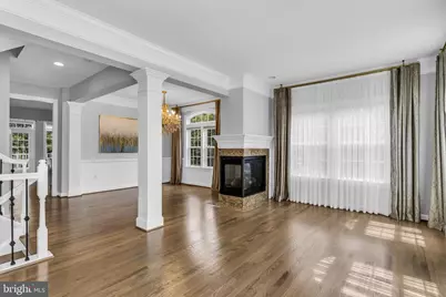 25241 Beach Place, Chantilly, VA 20152 - Photo 4