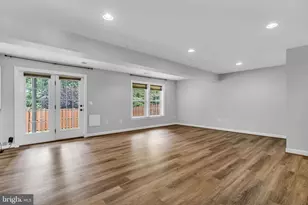 25241 Beach Pl, Chantilly, VA 20152 - Photo 36
