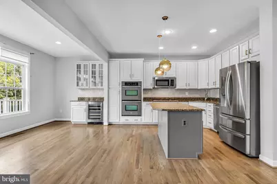 25241 Beach Place, Chantilly, VA 20152 - Photo 12
