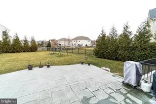 21934 Blackheath Way, Ashburn, VA 20148 - Photo 32