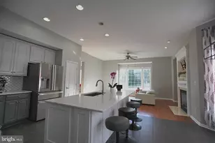 43314 Fullerton St, Ashburn, VA 20147 - Photo 6