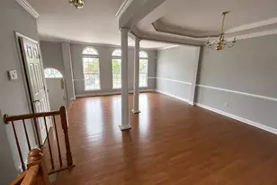 22099 Chelsy Paige Square, Ashburn, VA 20148 - Photo 2