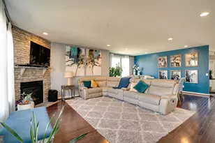 24855 Bradford Forest Dr, Chantilly, VA 20152 - Photo 8