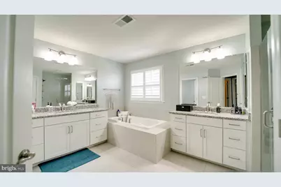 24855 Bradford Forest Drive, Chantilly, VA 20152 - Photo 32