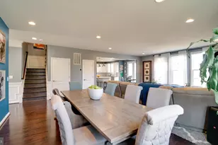 24855 Bradford Forest Dr, Chantilly, VA 20152 - Photo 10