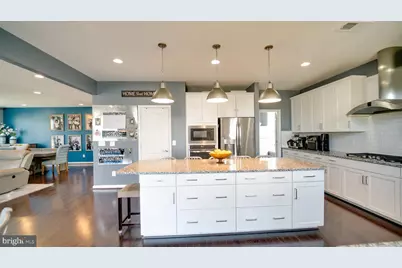 24855 Bradford Forest Drive, Chantilly, VA 20152 - Photo 12
