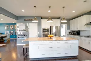 24855 Bradford Forest Dr, Chantilly, VA 20152 - Photo 12