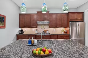 42808 Crane Mdws Sq, Ashburn, VA 20148 - Photo 8