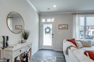 43190 Mongold Square, Ashburn, VA 20148 - Photo 2