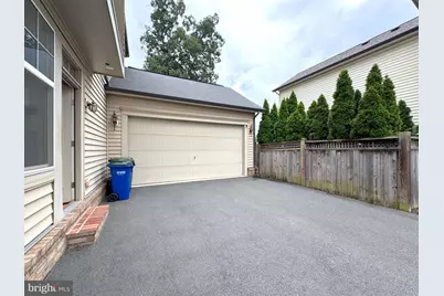 23318 April Mist Place, Brambleton, VA 20148 - Photo 14