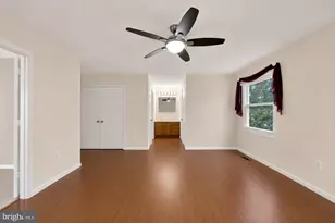 203 Markwood Dr, Sterling, VA 20165 - Photo 24