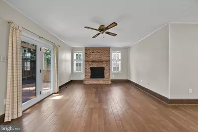 203 Markwood Drive, Sterling, VA 20165 - Photo 16