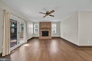 203 Markwood Dr, Sterling, VA 20165 - Photo 16