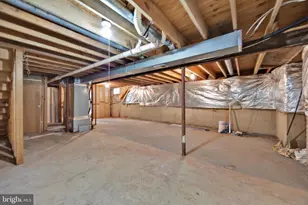 203 Markwood Dr, Sterling, VA 20165 - Photo 44