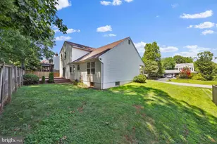 203 Markwood Dr, Sterling, VA 20165 - Photo 48