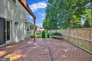 203 Markwood Dr, Sterling, VA 20165 - Photo 46