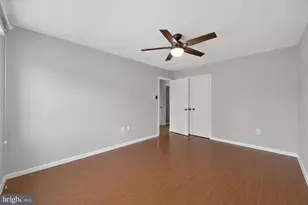 203 Markwood Dr, Sterling, VA 20165 - Photo 36