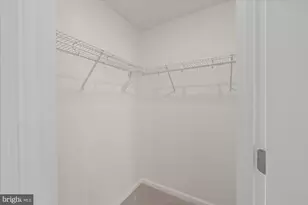 22799 Trailing Rose Ct, Brambleton, VA 20148 - Photo 20