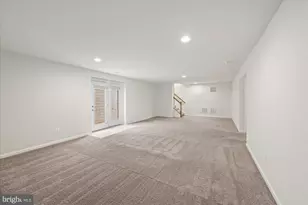 22799 Trailing Rose Ct, Brambleton, VA 20148 - Photo 30