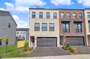 43595 Farringdon Sq, Broadlands, VA 20148 - Photo 2