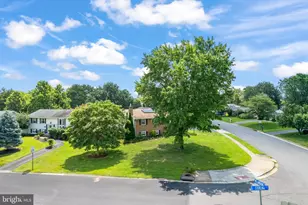 101 Williamsburg Rd, Sterling, VA 20164 - Photo 46