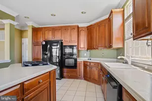 211 Park Gate Dr SE, Leesburg, VA 20175 - Photo 32