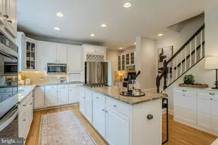 17301 Roundmont Pl, Round Hill, VA 20141 - Photo 12
