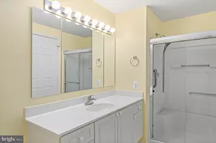 19365 Cypress Ridge Terrace, Leesburg, VA 20176 - Photo 22