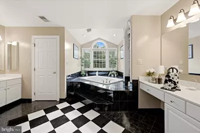 25817 Planting Field Drive, Chantilly, VA 20152 - Photo 28