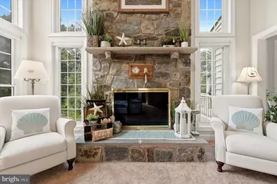 25817 Planting Field Drive, Chantilly, VA 20152 - Photo 8