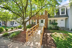 10 Redlin, Sterling, VA 20165 - Photo 1