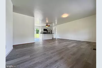 606 W Beech Road W, Sterling, VA 20164 - Photo 8