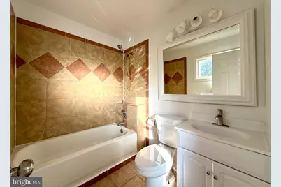606 W Beech Road W, Sterling, VA 20164 - Photo 20