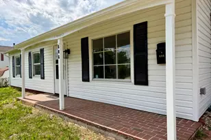 606 W Beech Road W, Sterling, VA 20164 - Photo 4
